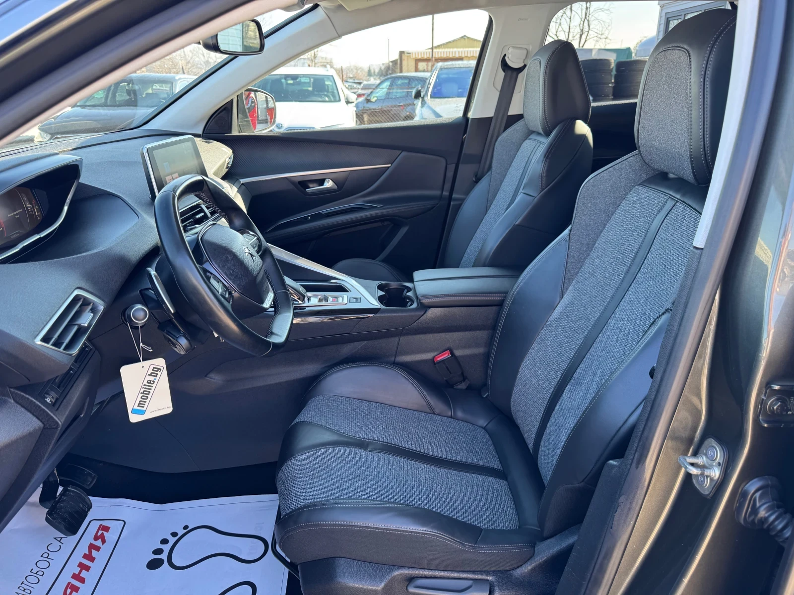 Peugeot 3008 1.6 HDI 117000km, снимка 15 - Автомобили и джипове - 55262543