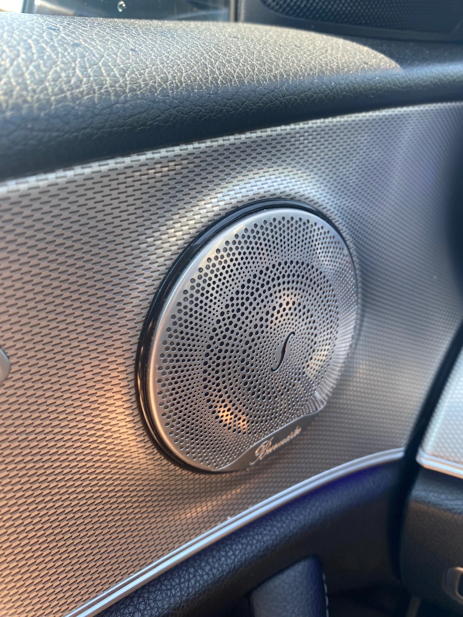 Mercedes-Benz E 220 AMG line Led Ambient, снимка 10 - Автомобили и джипове - 55376541