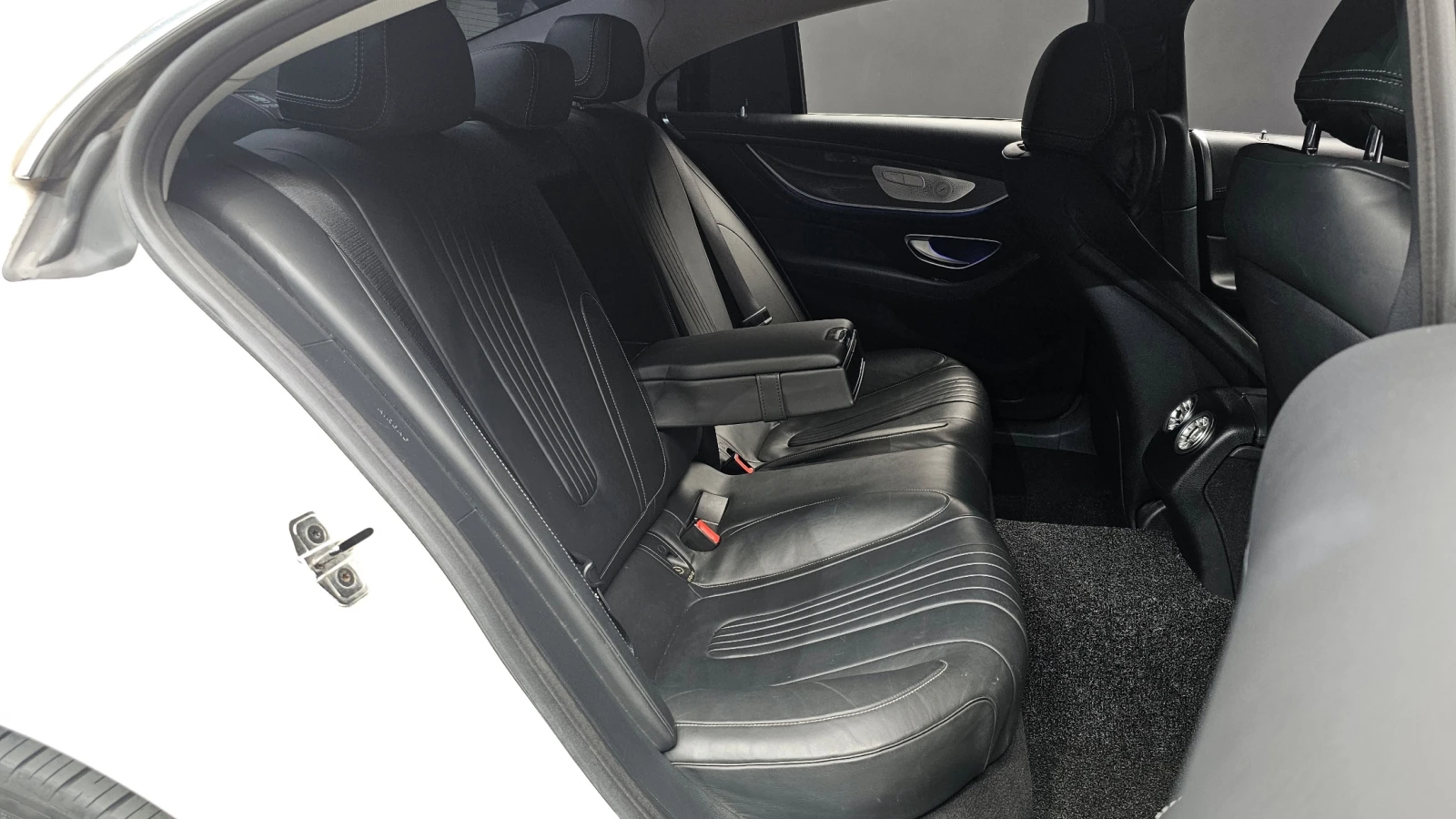 Mercedes-Benz CLS burmester* multibeam led* Parking Assist, снимка 7 - Автомобили и джипове - 55778803