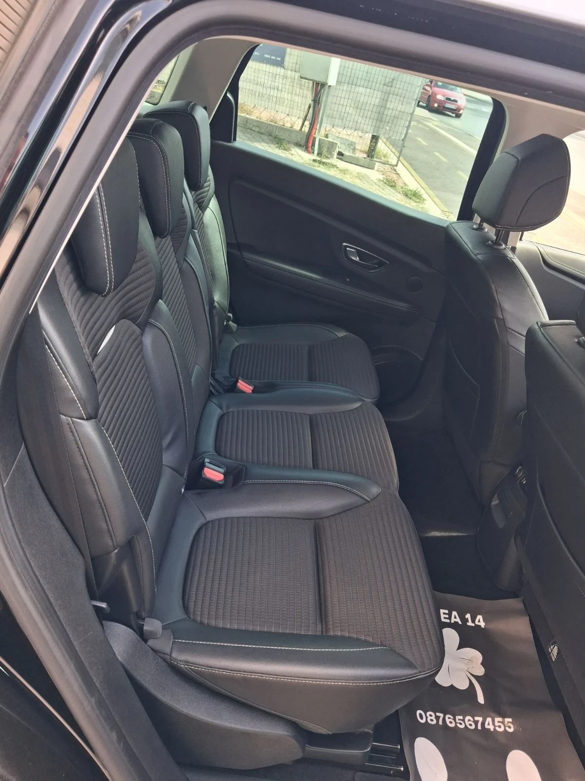 Renault Grand scenic 1. 7 euro6 BOSE   СЕМЕЕН КОМФОРТ С ХАРАКТЕР! , снимка 15 - Автомобили и джипове - 56150613