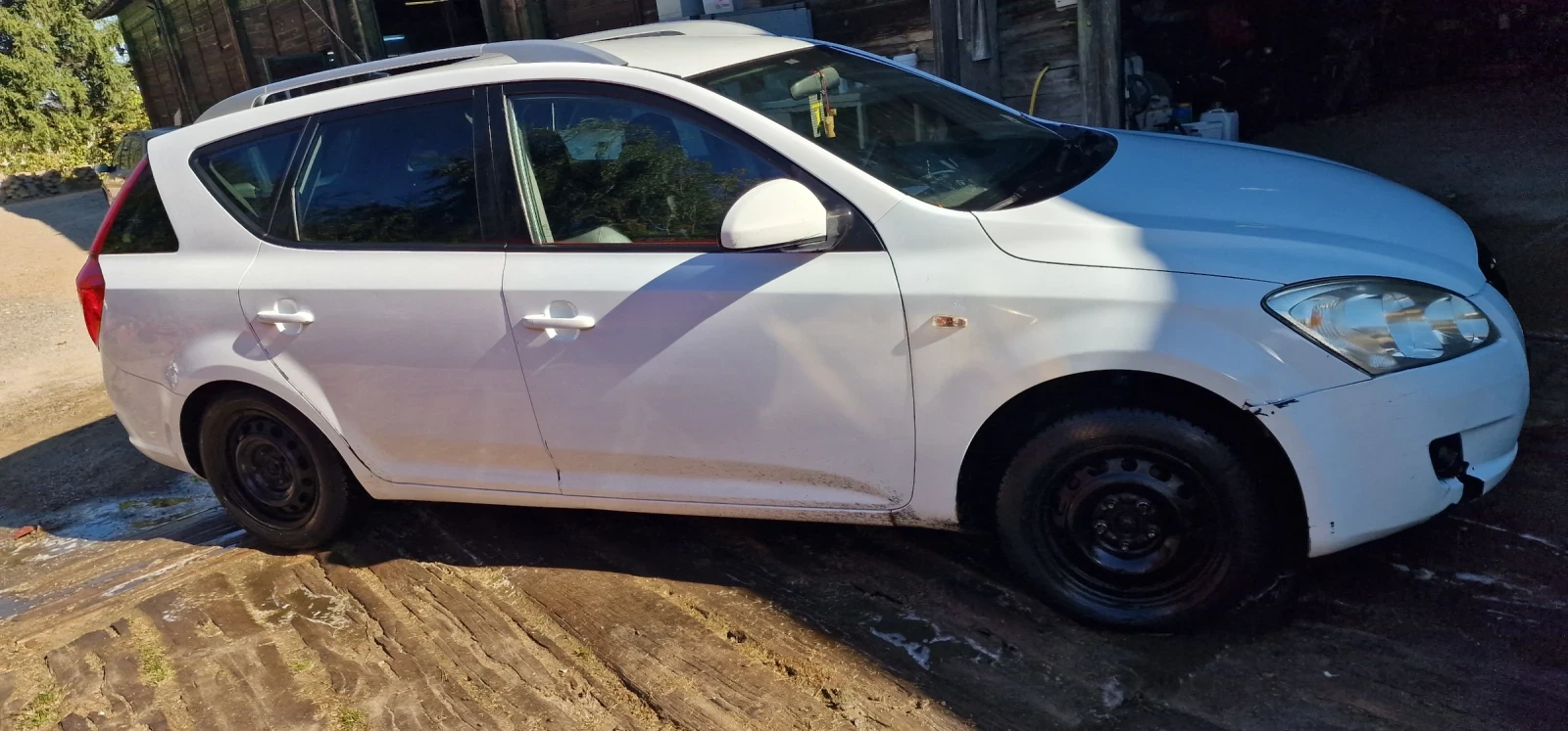Kia Ceed 1.6 crdi, снимка 4 - Автомобили и джипове - 56344036