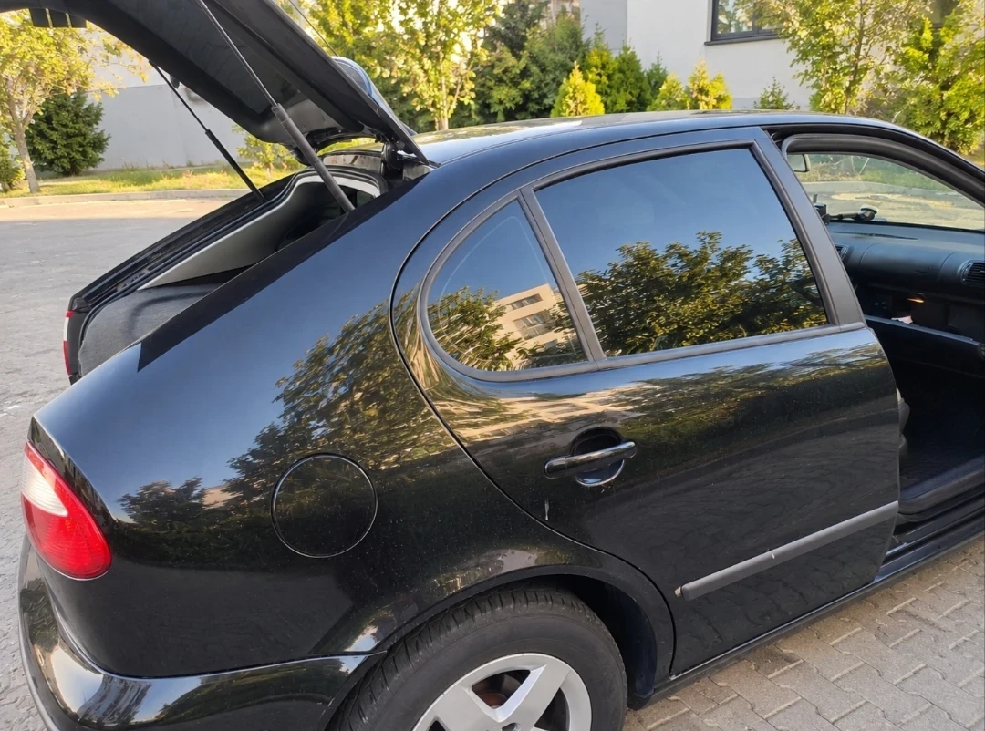Seat Leon Бензин/газ, снимка 3 - Автомобили и джипове - 56382435