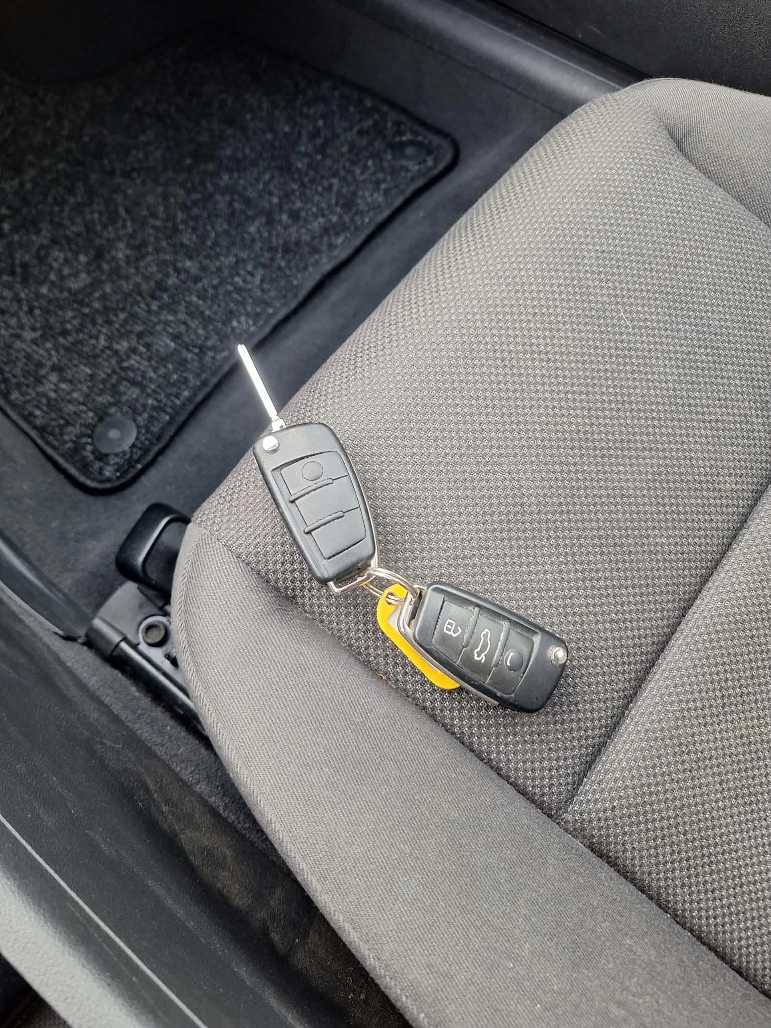 Audi A3 8P 1.6i, снимка 9 - Автомобили и джипове - 56684341