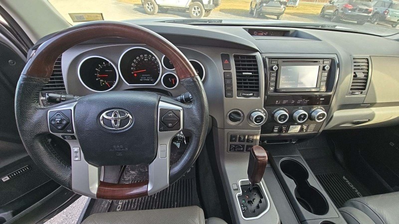 Toyota Sequoia Platinum, снимка 5 - Автомобили и джипове - 46395151