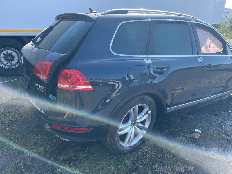 VW Touareg 3.0 TDI, снимка 4 - Автомобили и джипове - 47486875