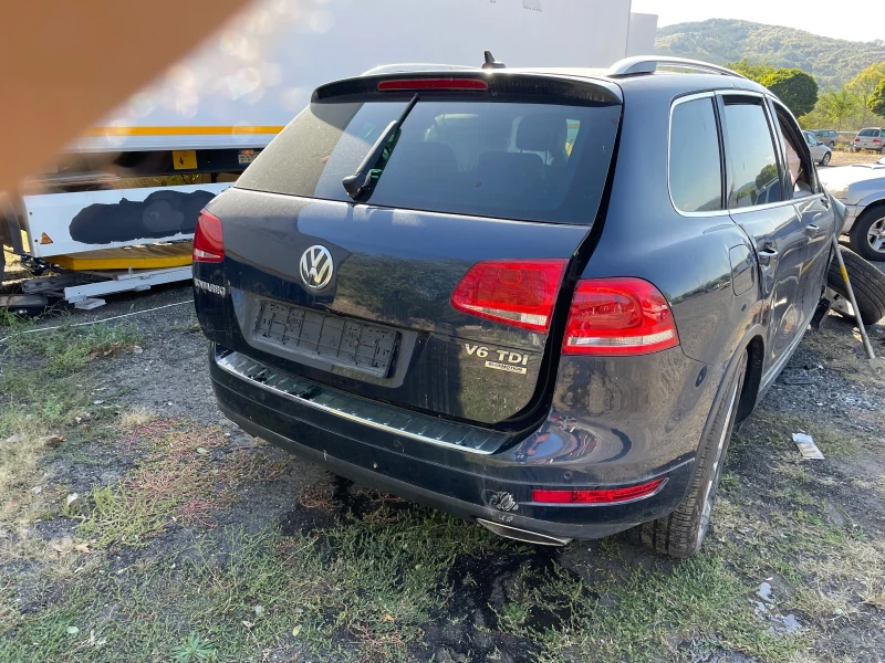 VW Touareg 3.0 TDI, снимка 3 - Автомобили и джипове - 47486875