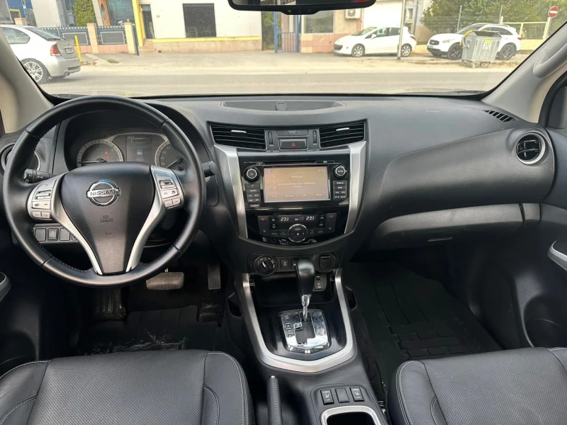 Nissan Navara 2.3 DCI Barter, снимка 9 - Автомобили и джипове - 48714284