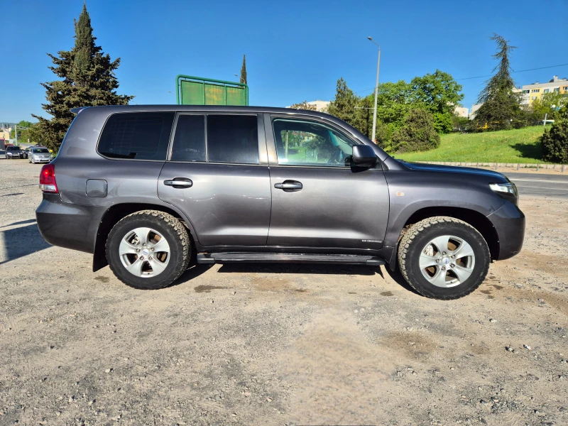 Toyota Land cruiser 200 4.5D-4D V8, снимка 6 - Автомобили и джипове - 50029949