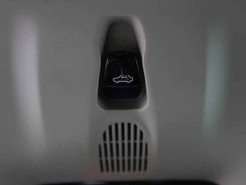 Volvo Xc90, снимка 16 - Автомобили и джипове - 51193230