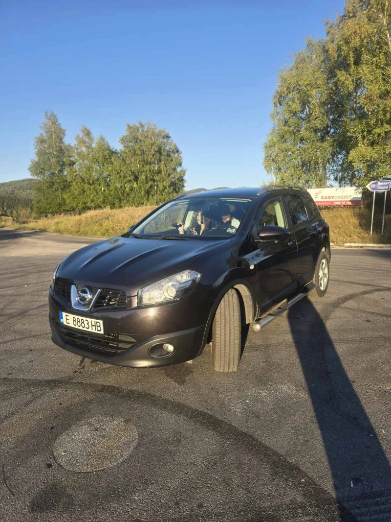 Nissan Qashqai 2.0 benzin + 2, снимка 8 - Автомобили и джипове - 52376092