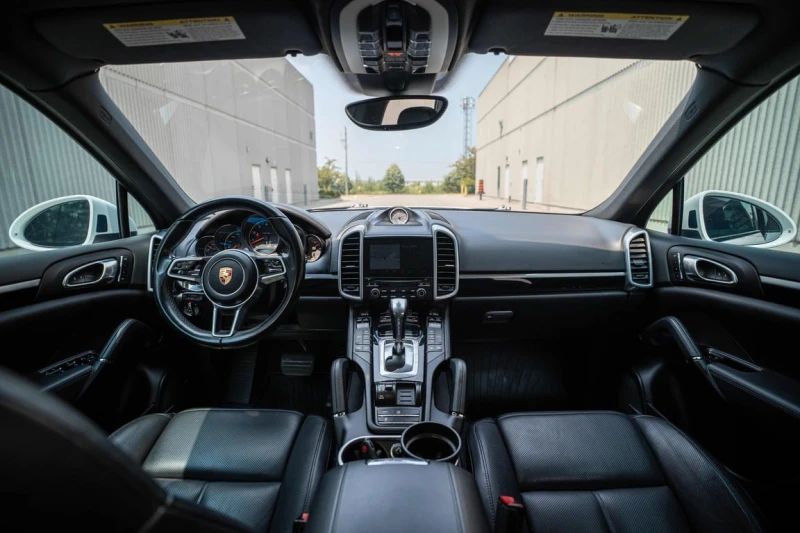 Porsche Cayenne * AWD 4dr * CARFAX * БЕЗ ПЪРВОНАЧАЛНА ВНОСКА, снимка 9 - Автомобили и джипове - 53063518