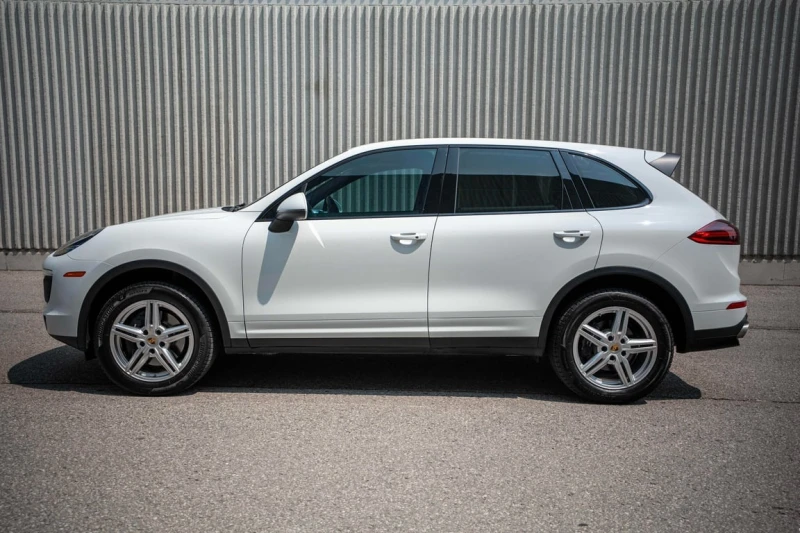 Porsche Cayenne * AWD 4dr * CARFAX * БЕЗ ПЪРВОНАЧАЛНА ВНОСКА, снимка 2 - Автомобили и джипове - 53063518