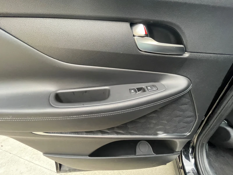 Hyundai Santa fe HYBRID, снимка 10 - Автомобили и джипове - 53107185