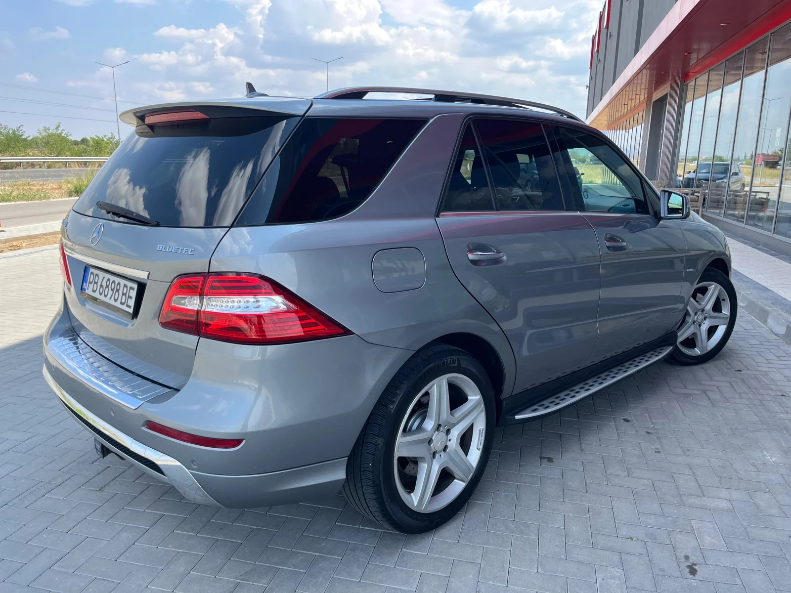 Mercedes-Benz ML 350  - изображение 4