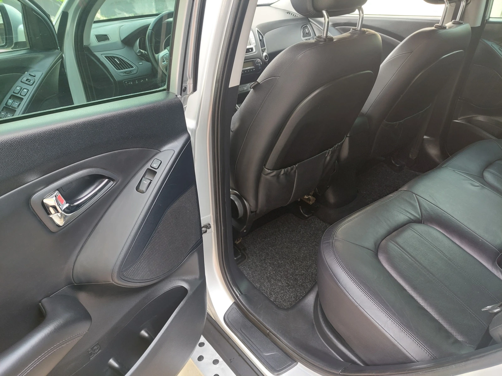 Hyundai IX35 4×4 FUL FUL - изображение 10