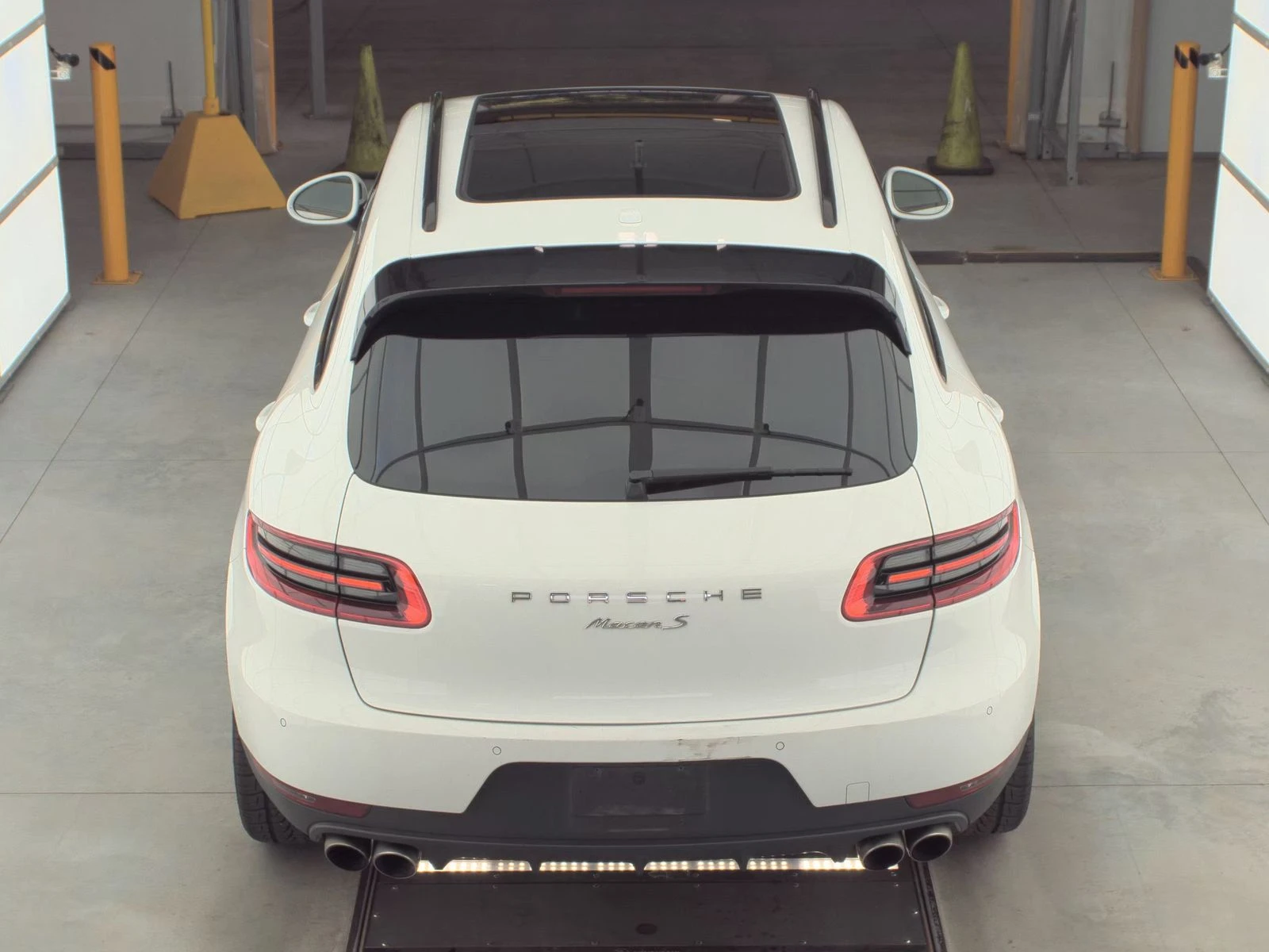 Porsche Macan S* Bose* PDK* подгрев* обдухване - изображение 3