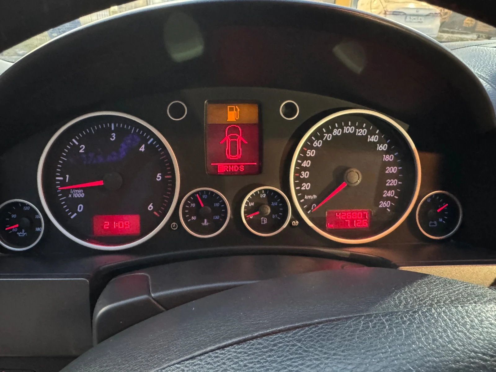 VW Touareg 3.0 TDI - изображение 9
