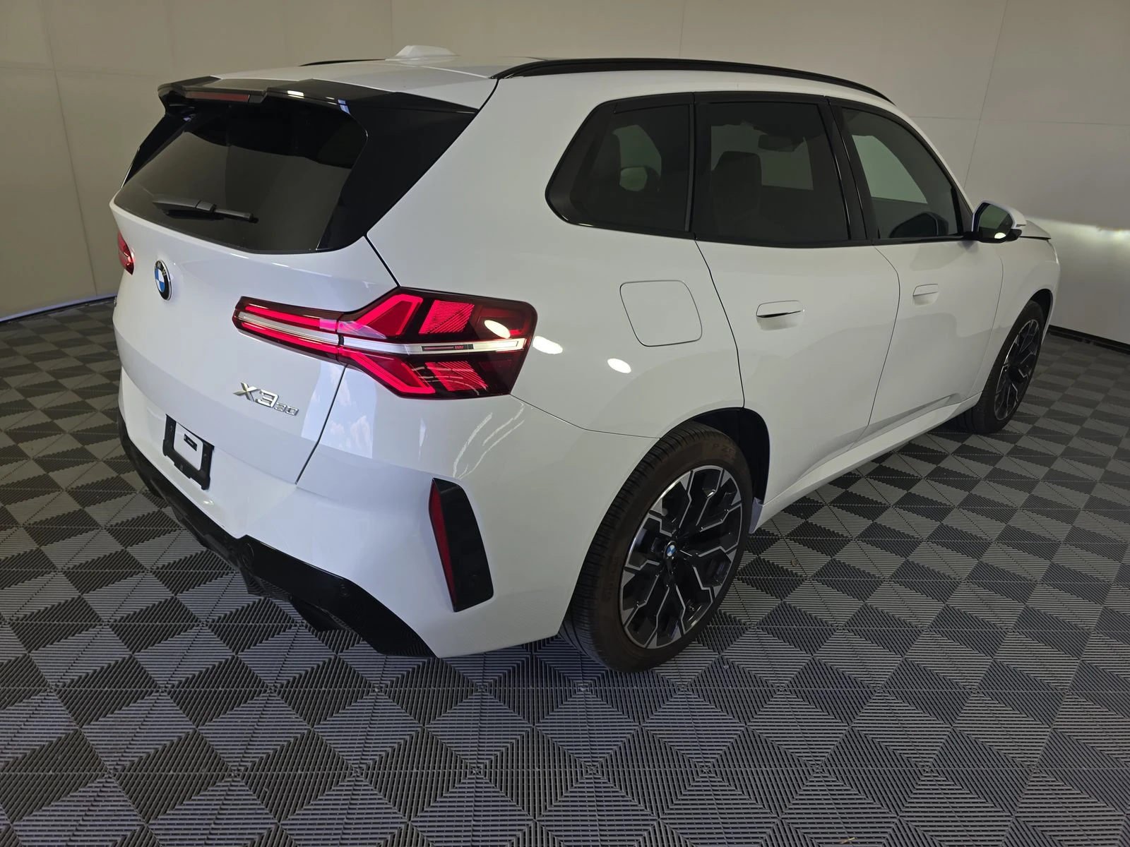 BMW X3 xDrive30i M SPORT LINE - изображение 6