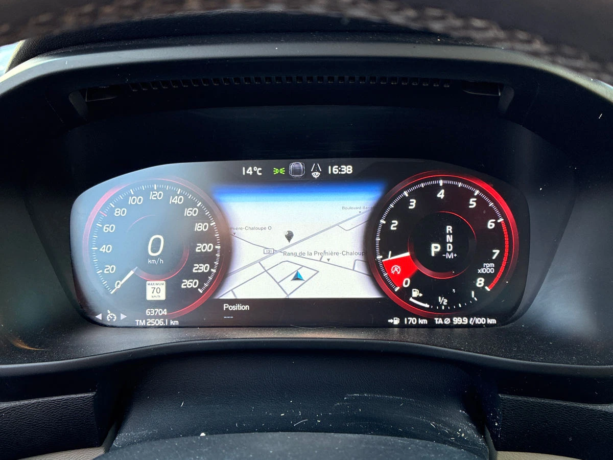 Volvo XC40 * CARFAX* БЕЗ ПЪРВОНАЧАЛНА*  - изображение 8