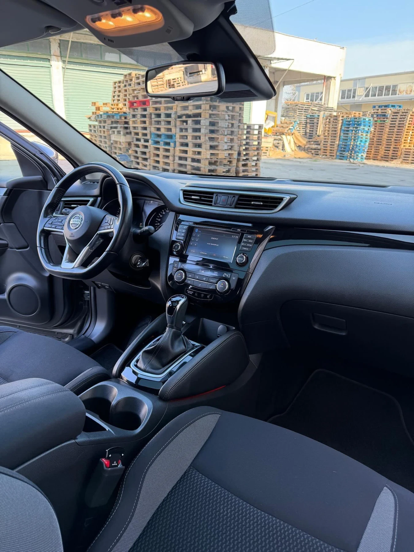 Nissan Qashqai Като нов - изображение 10