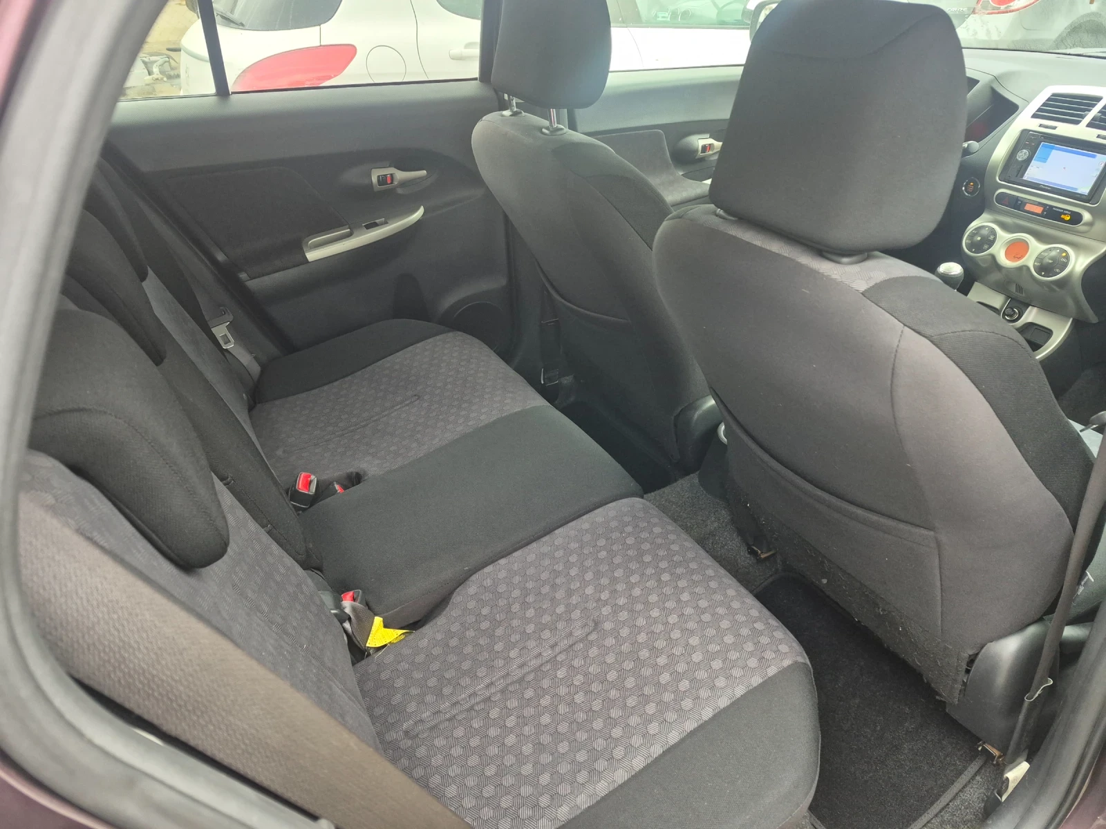 Toyota Urban Cruiser 4+ 4  НАВИГАЦИЯ, снимка 11 - Автомобили и джипове - 53843783