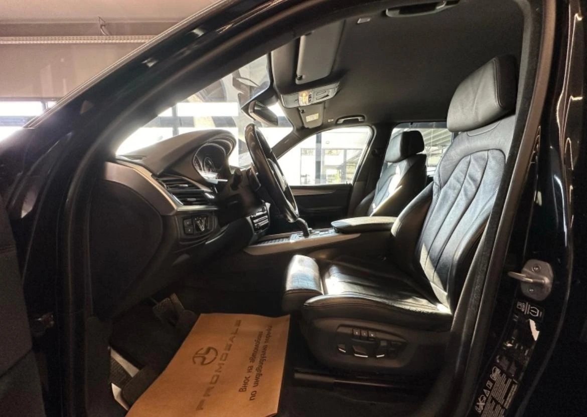 BMW X5 30d M-Paket, снимка 8 - Автомобили и джипове - 54228307