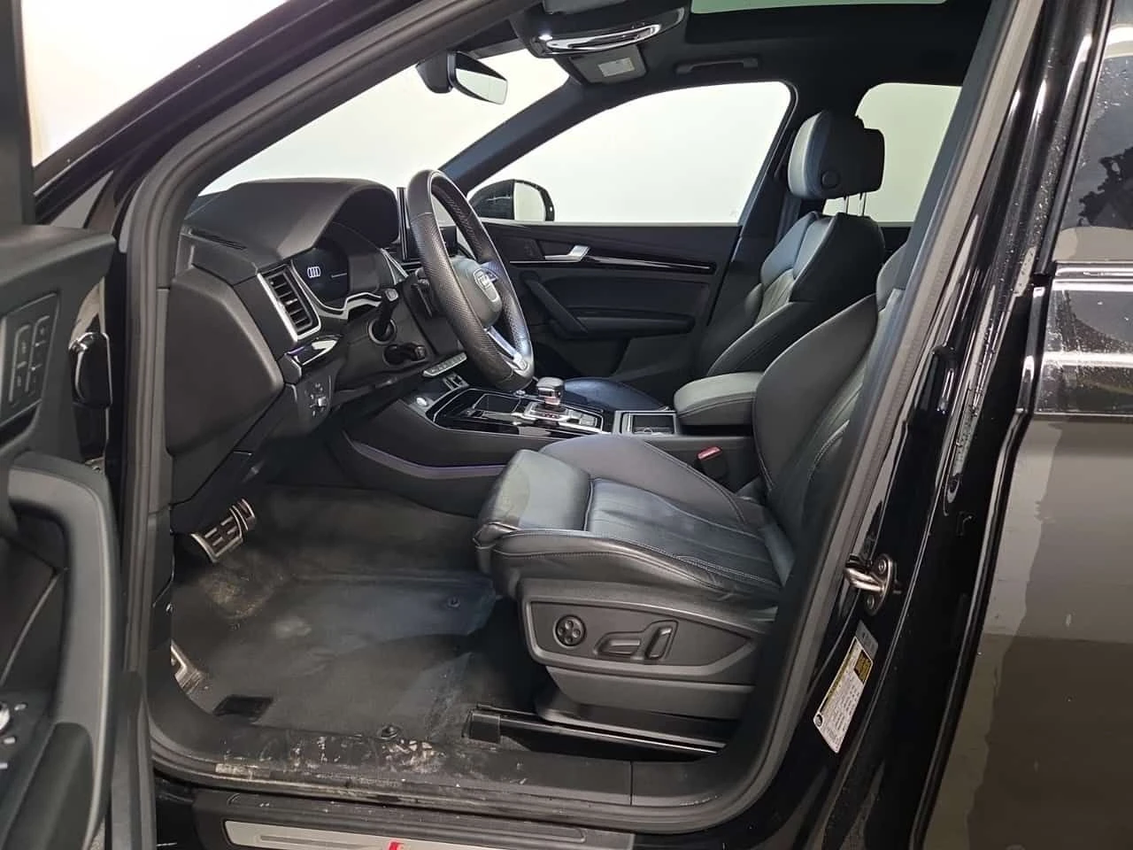 Audi Q5 * PROGRESSIV * CARFAX * 2 КЛЮЧА * ПАНОРАМА * , снимка 9 - Автомобили и джипове - 54421590