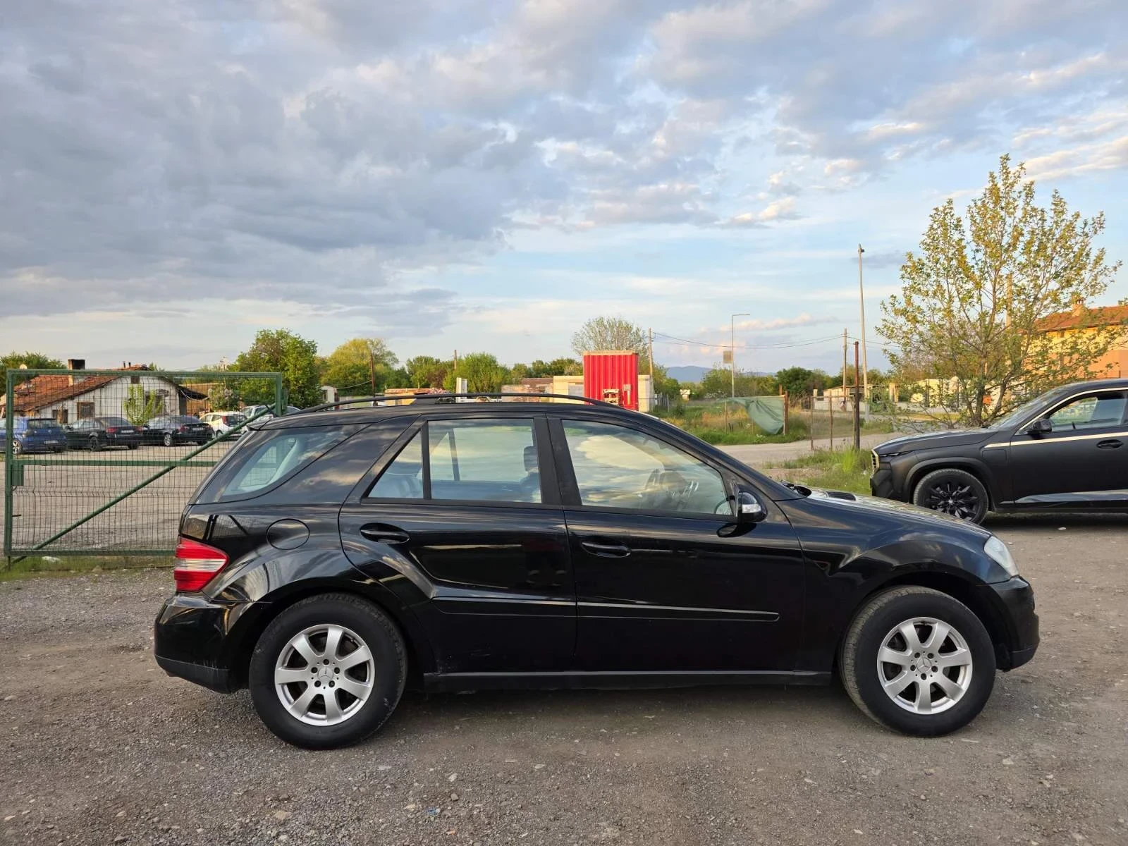 Mercedes-Benz ML 320 CDI 4MATIC, снимка 3 - Автомобили и джипове - 54444356