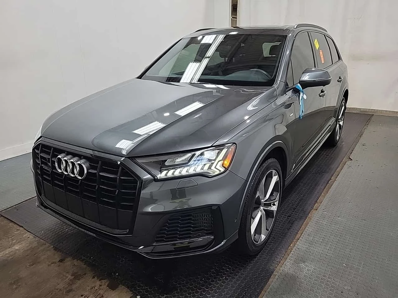 Audi Q7 * PROGRESSIV * CARFAX * БЕЗ ПЪРВОНАЧАЛНА ВНОСКА