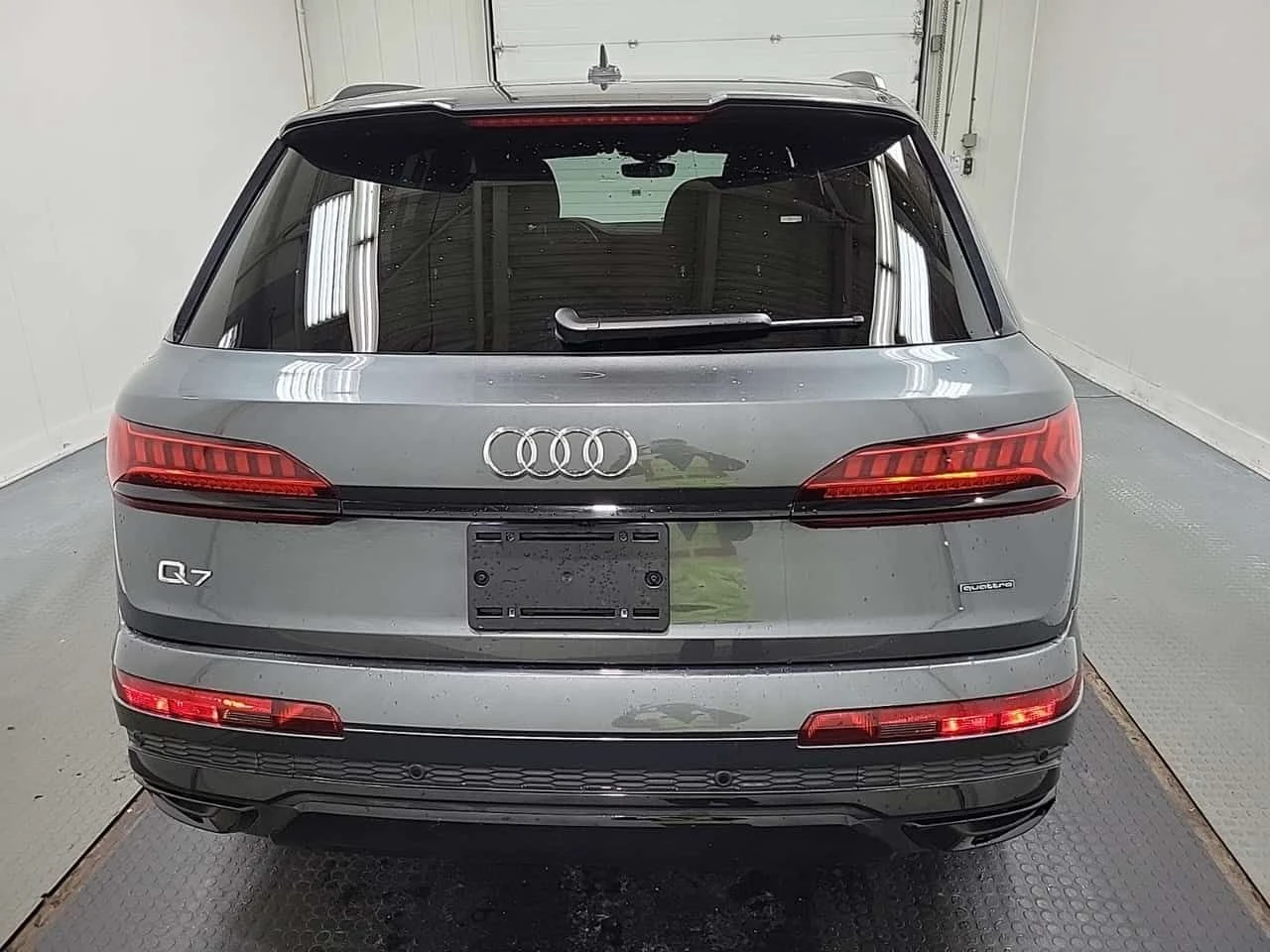 Audi Q7 * PROGRESSIV * CARFAX * БЕЗ ПЪРВОНАЧАЛНА ВНОСКА, снимка 17 - Автомобили и джипове - 54677382