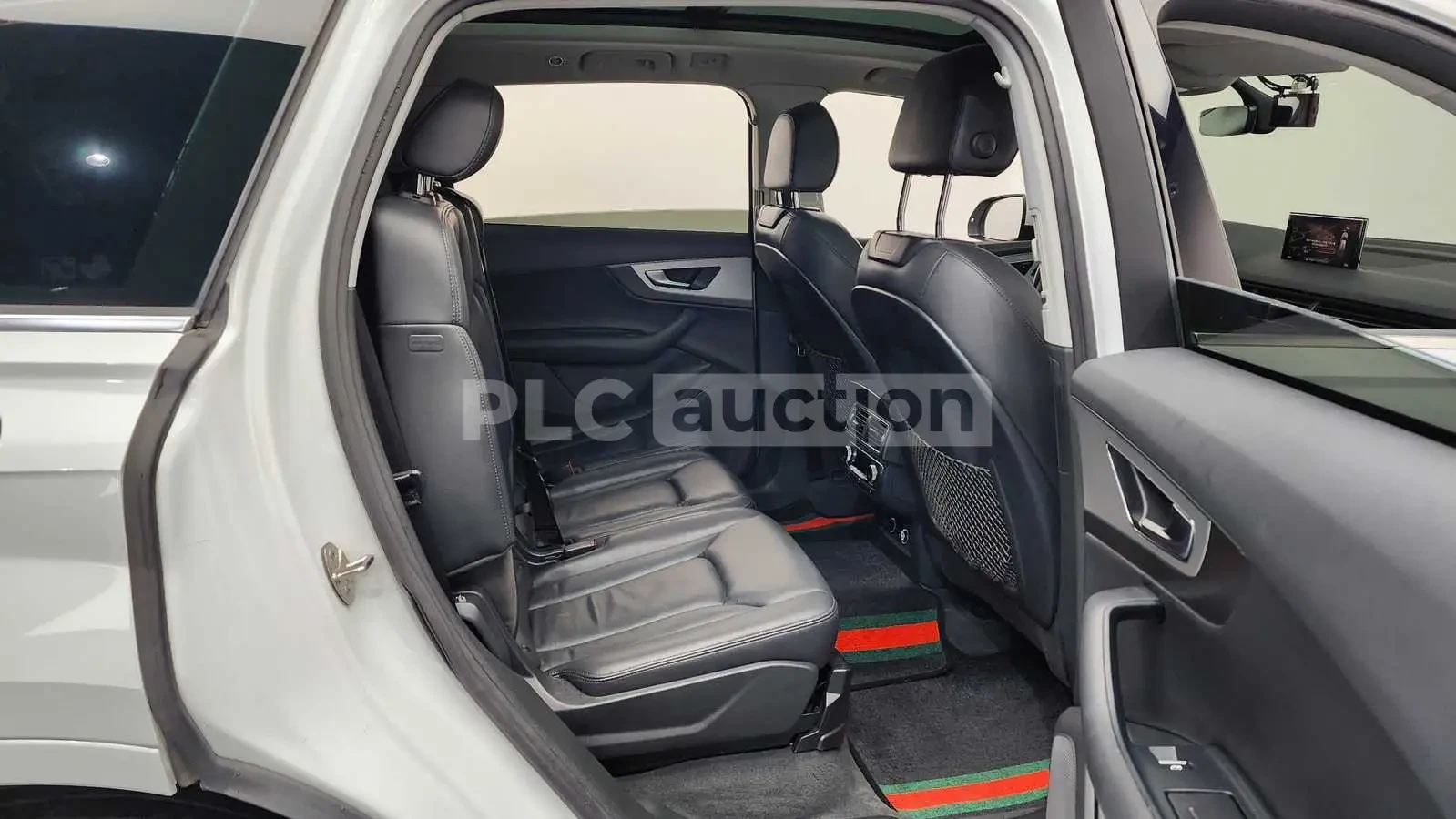 Audi Q7 PRESTIGE !ПЪЛНО ОБОРУДBАНЕ!360/PANO, снимка 10 - Автомобили и джипове - 55088420