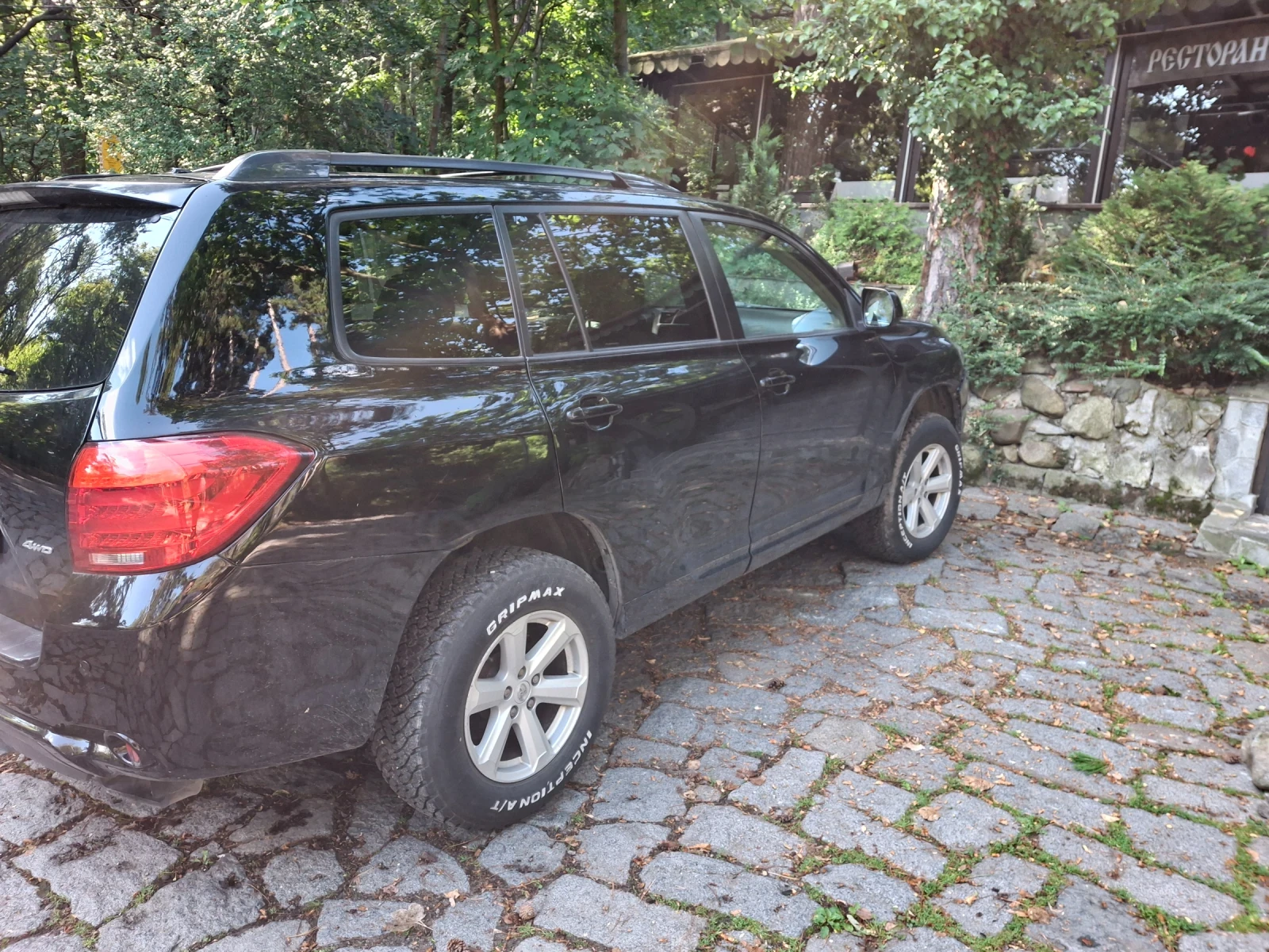 Toyota Highlander 3.5 чист бензин, снимка 9 - Автомобили и джипове - 55411837