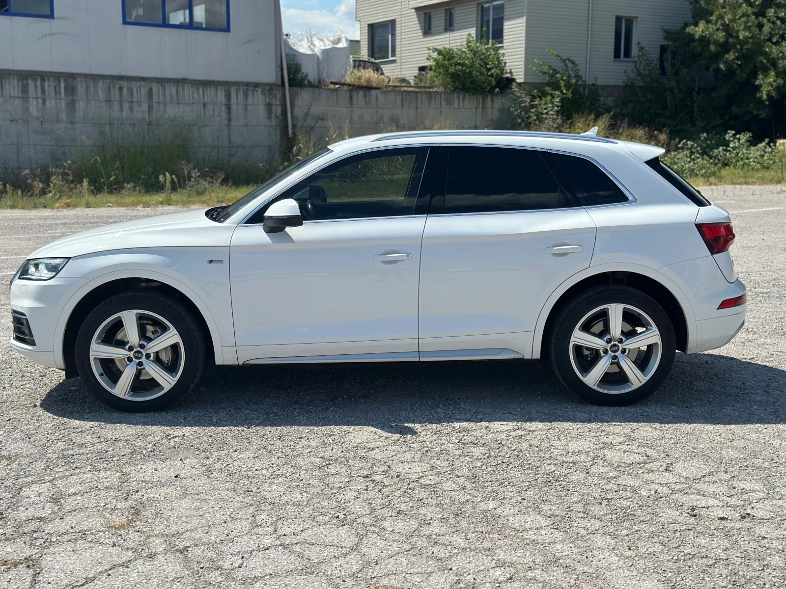 Audi Q5 2.0 ТДИ 190 конски сили, снимка 7 - Автомобили и джипове - 55676431