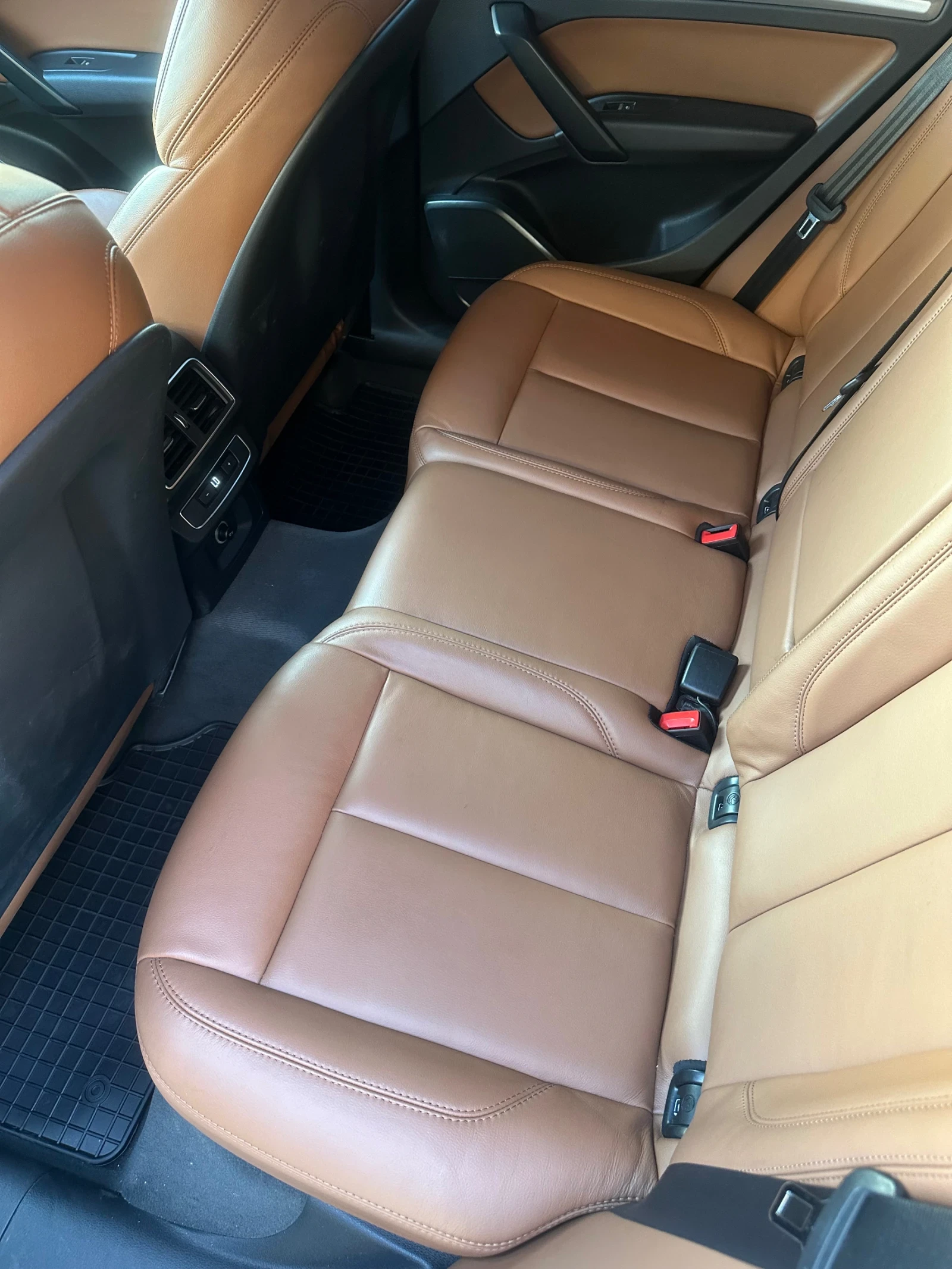 Audi Q5 2.0 ТДИ 190 конски сили, снимка 10 - Автомобили и джипове - 55416851
