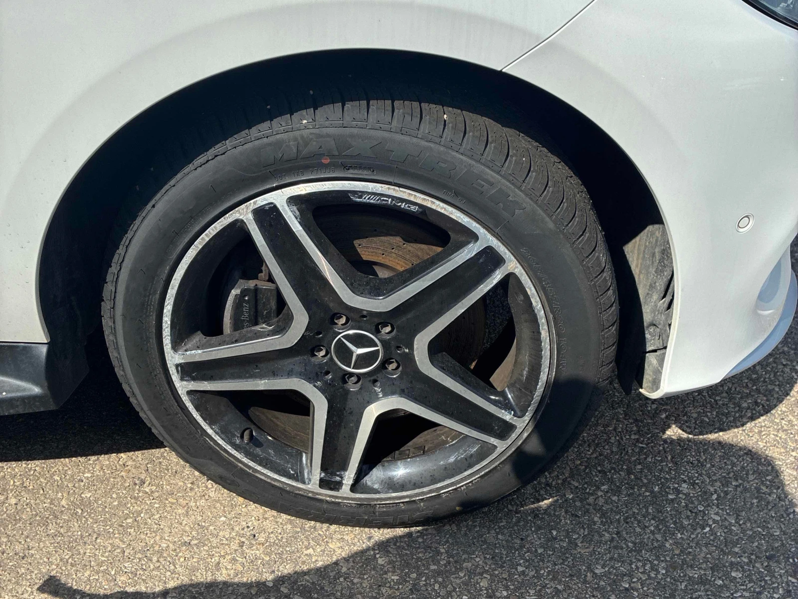 Mercedes-Benz GLE 43 AMG 4MATIC* H/K* 360КАМЕРИ* , снимка 7 - Автомобили и джипове - 56075991
