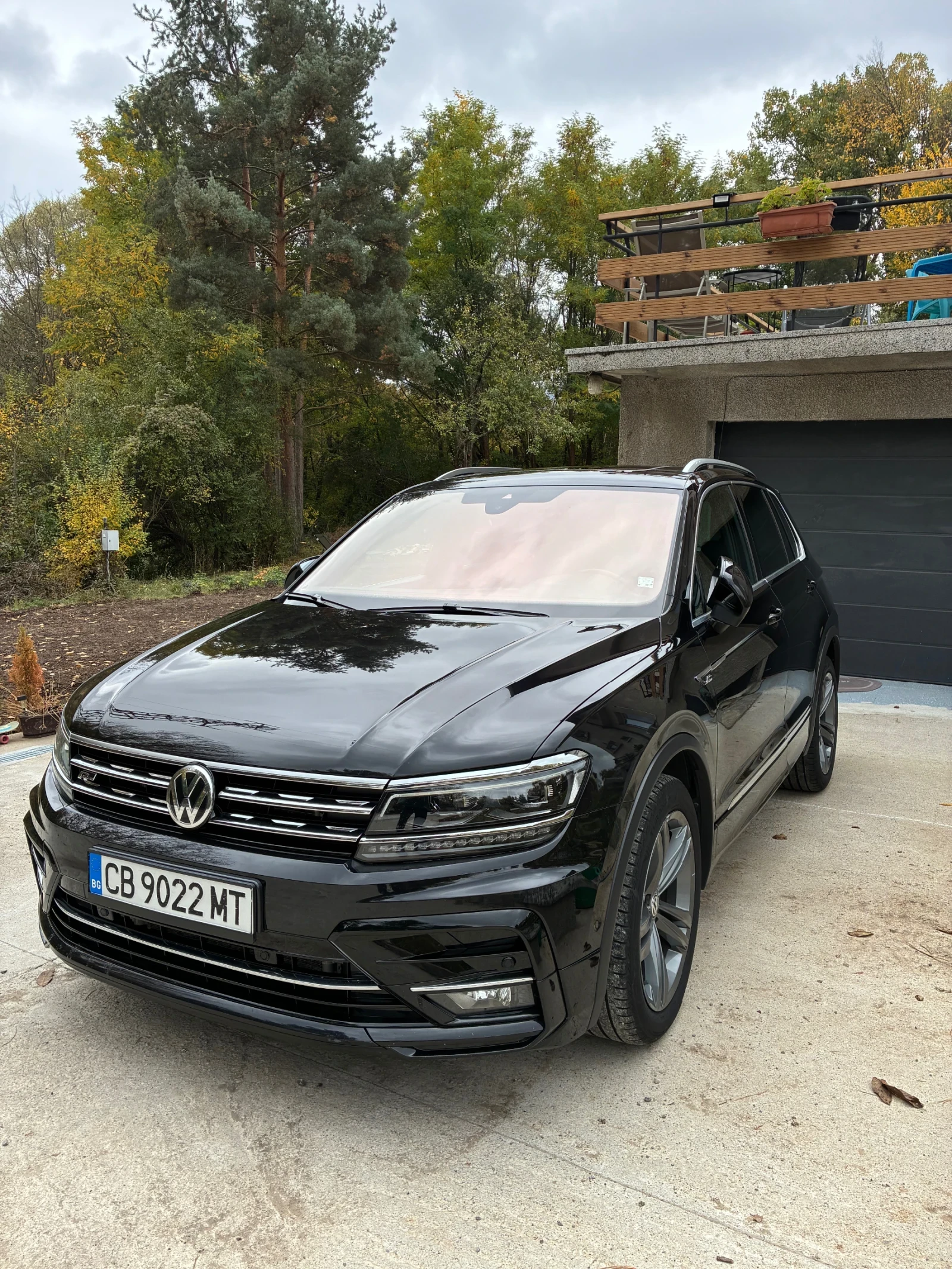 VW Tiguan, снимка 2 - Автомобили и джипове - 56524385