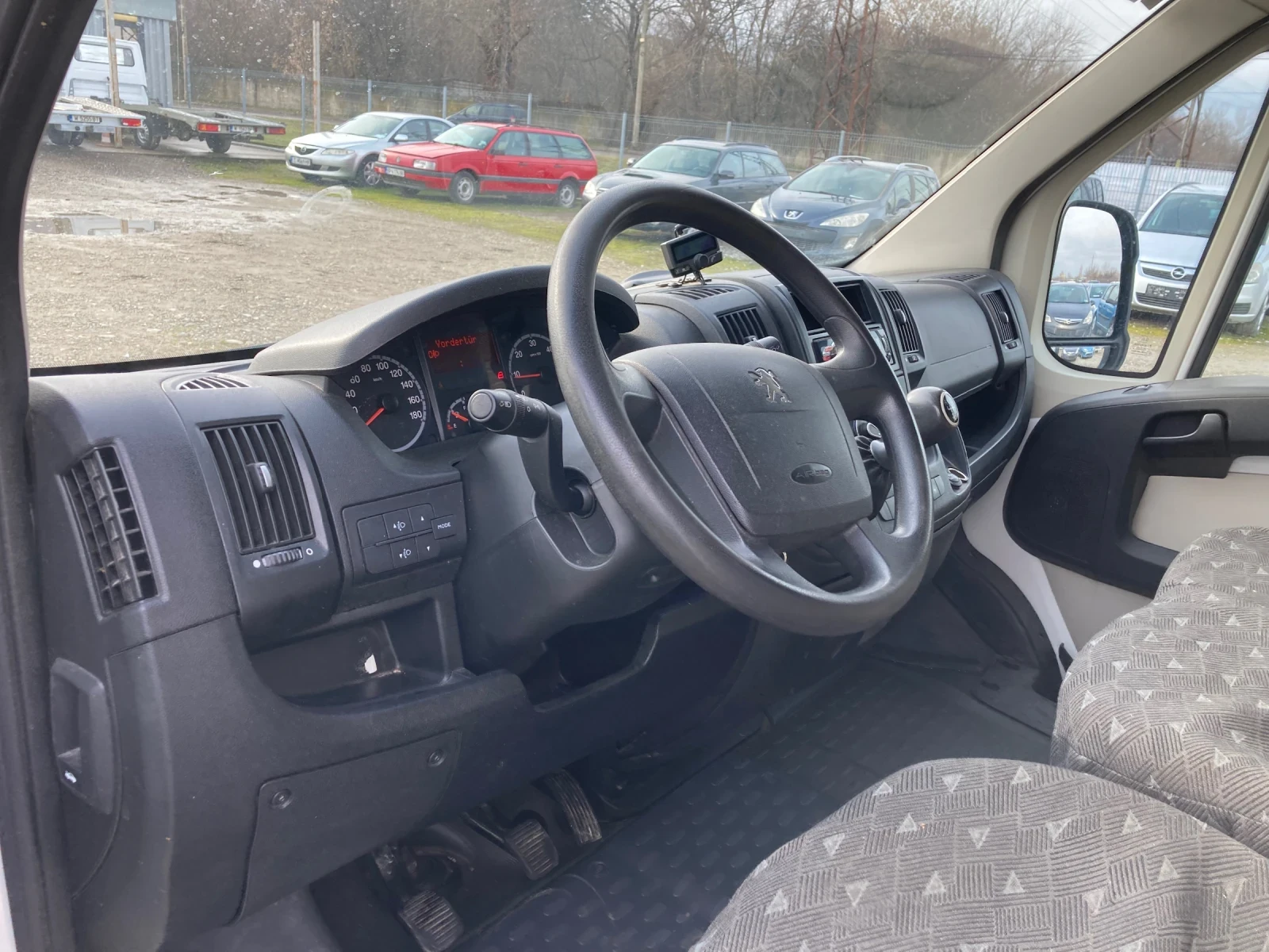 Peugeot Boxer 2.2 HDI KLIMA - изображение 8