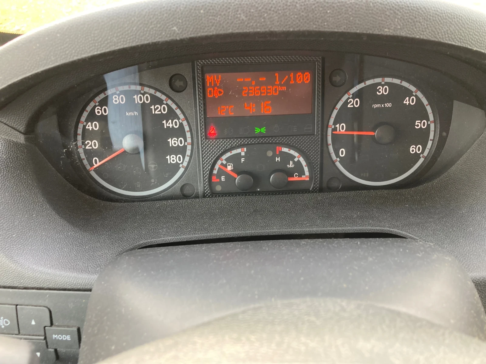 Peugeot Boxer 2.2 HDI KLIMA - изображение 10