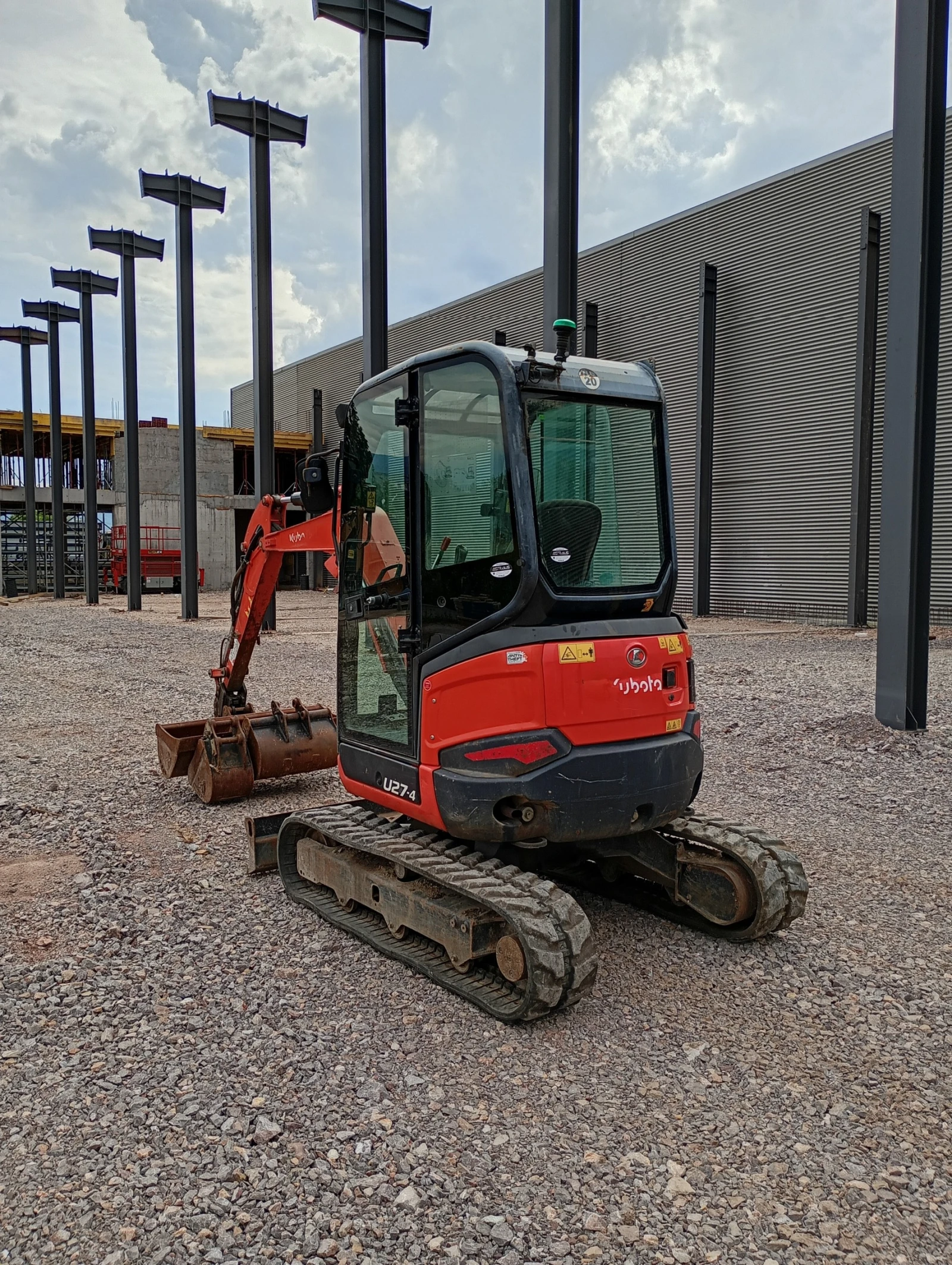 ����� Kubota U27-4 | Mobile.bg � ����������� 11