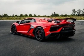 Обява за продажба на Lamborghini Aventador SVJ/ CARBON/ CERAMIC/ LIFT/ SENSONUM/ CAMERA/  ~ 629 736 EUR - изображение 7