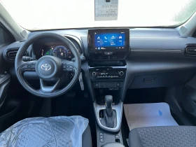 Toyota Yaris Cross 1.5 HYBRID Fancy - Наличен, снимка 10