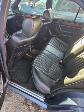 Mercedes-Benz 124, снимка 10