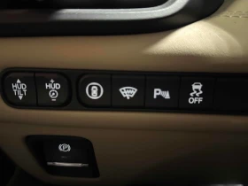 Acura TLX Platinum Elite  CARFAX - 46900 лв. / 23979.59 € - 14846540 12