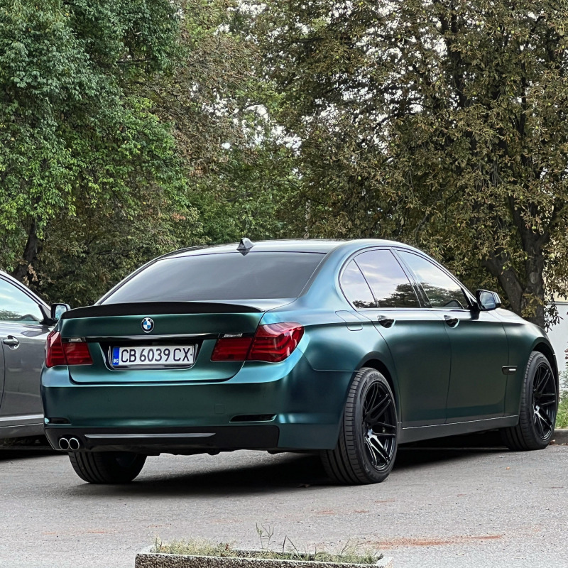 BMW 730 Вакум/Дистроник/Нови Вериги/, снимка 4 - Автомобили и джипове - 44767044