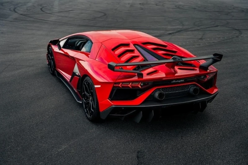 Lamborghini Aventador SVJ/ CARBON/ CERAMIC/ LIFT/ SENSONUM/ CAMERA/ , снимка 9 - Автомобили и джипове - 44990920