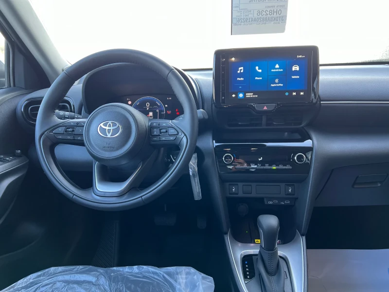 Toyota Yaris Cross 1.5 HYBRID Fancy - Наличен, снимка 11 - Автомобили и джипове - 47613743