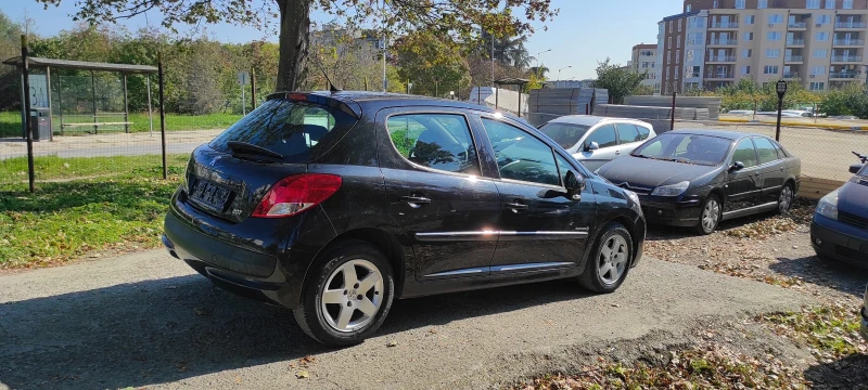 Peugeot 207 1.4i 16v FACELIFT , снимка 6 - Автомобили и джипове - 47666491