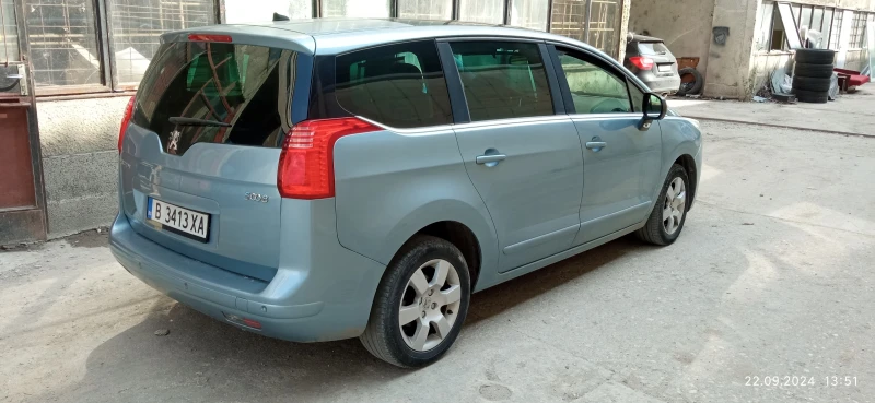 Peugeot 5008, снимка 10 - Автомобили и джипове - 48000623