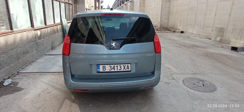 Peugeot 5008, снимка 12 - Автомобили и джипове - 48000623