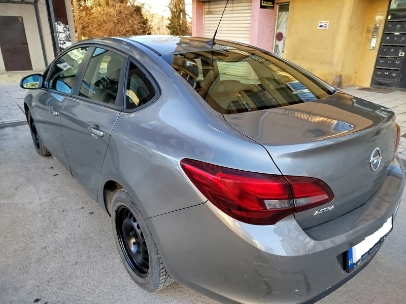 Opel Astra, снимка 4 - Автомобили и джипове - 48730648